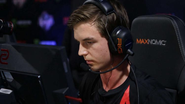 Astralis ja NIP alkoivat neuvotella siirrosta device