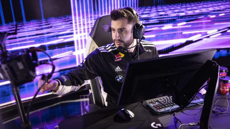 mixwell pääsi sopimukseen muuttaakseen paikkaan Team Heretics