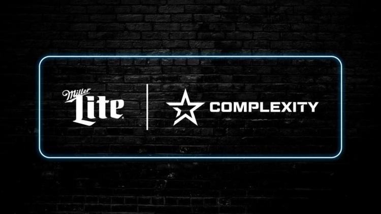 Complexity Gaming uusii kumppanuuden Miller Lite:n kanssa