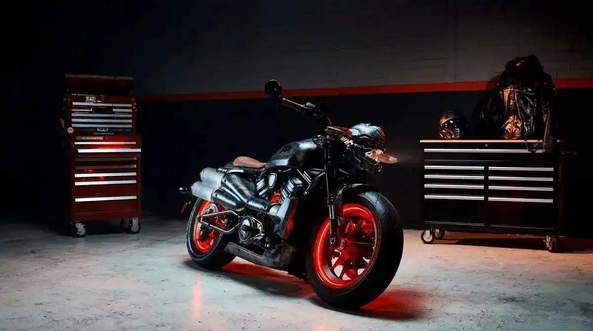 Bethesda esittelee DOOM: The Dark Ages -teemaisen Harley-Davidson Sportster S:n