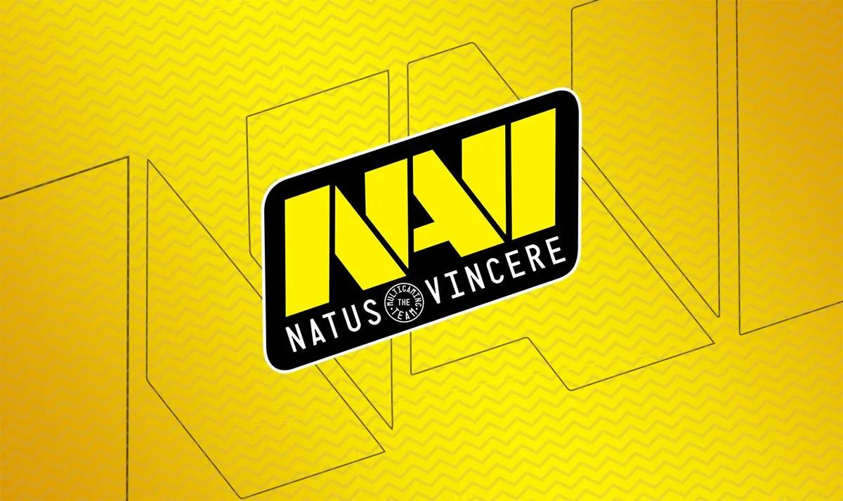 NaVi harkitsee tiettävästi jL:n ja iM:n jättämistä penkille - makazze mahdollinen korvaaja
