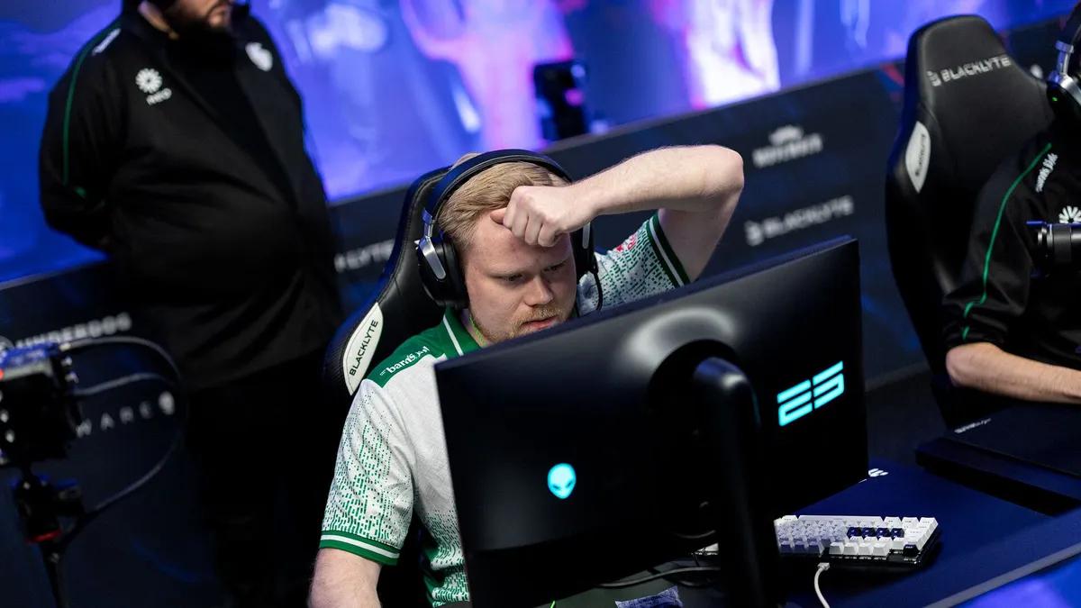 Magisk palaa Astralikseen: stavn astuu syrjään terveysongelmien vuoksi