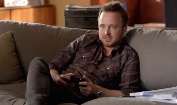 Aaron Paul kertoo roolistaan Mecha Man -elokuvassa Dispatch ja paluustaan pelaamisen pariin