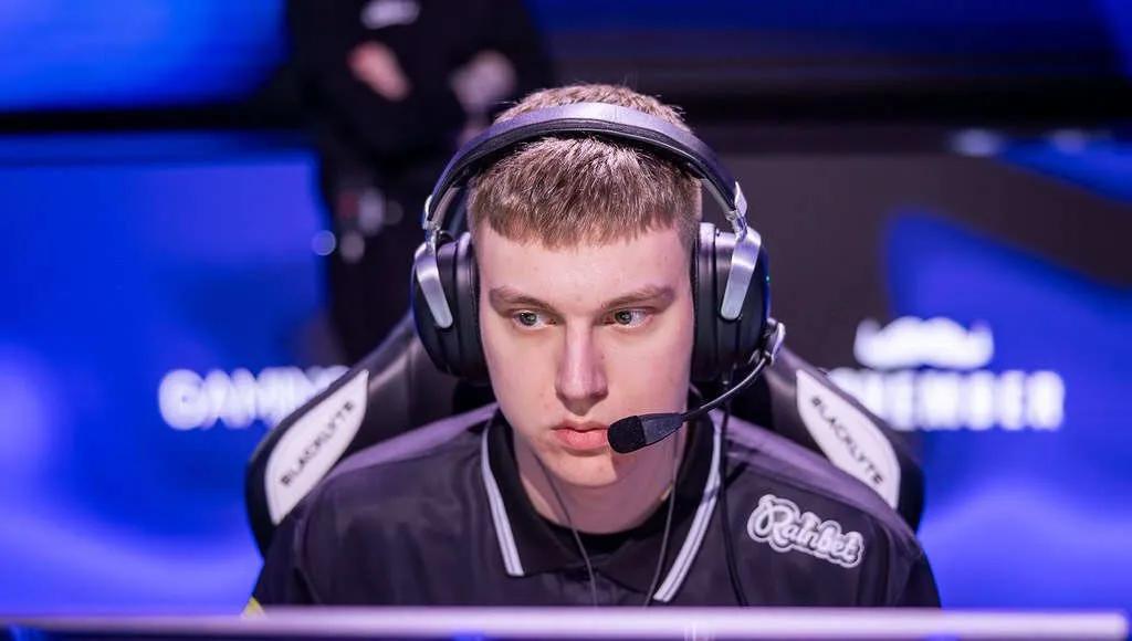NiP Penkki r1nkle: Tähti Dane stavn liittyy Rosteriin