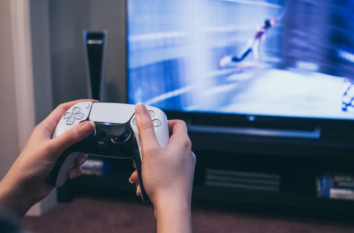 PlayStation 5 -pelaajat hämmentyneitä Sonyn otettua käyttöön hiljaiset DRM-tarkistukset