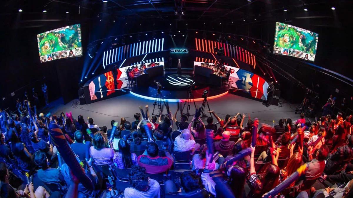 Riot Games tekee sopimuksen Santander kanssa