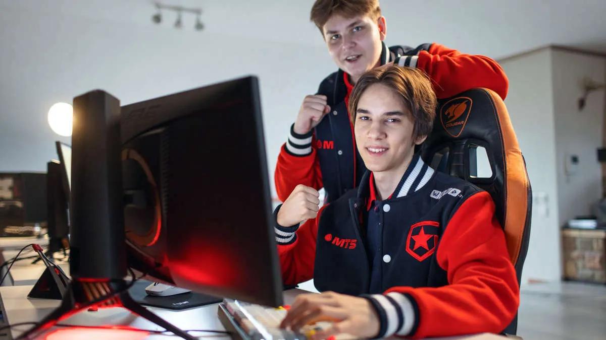 Entiset pelaajat Gambit Esports – Apex Legends jatkavat pelaamista yhdessä