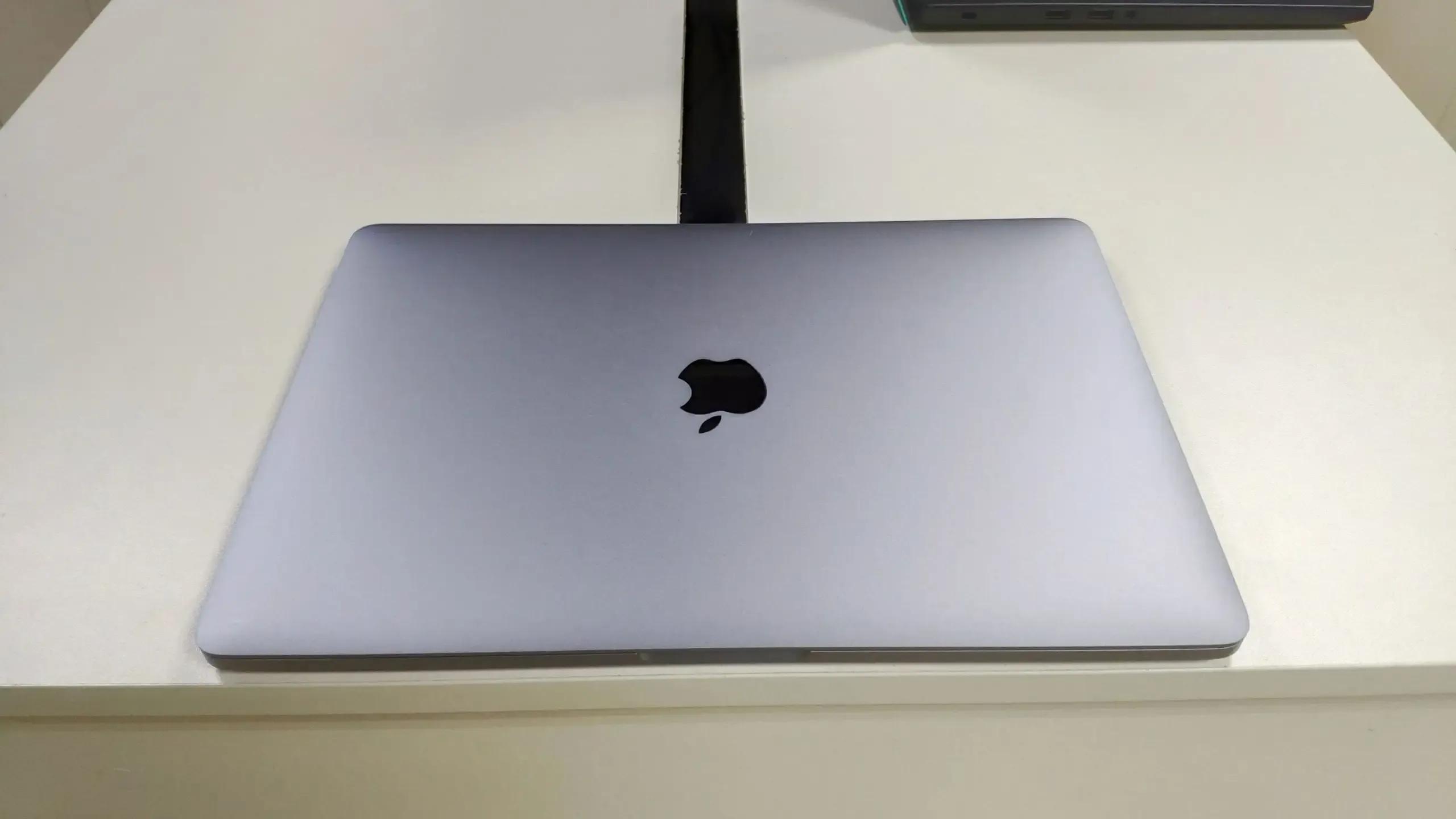 Apple kehittää tiettävästi ensimmäistä budjettimaciaan kilpailemaan Chromebookien kanssa