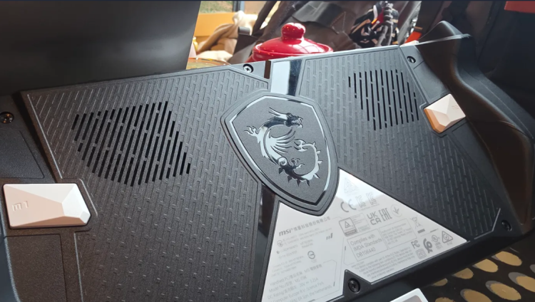 MSI:n Claw A8 BZ2EM laskeutuu kilpailijoiden väliin muuttamatta pelikenttää 3