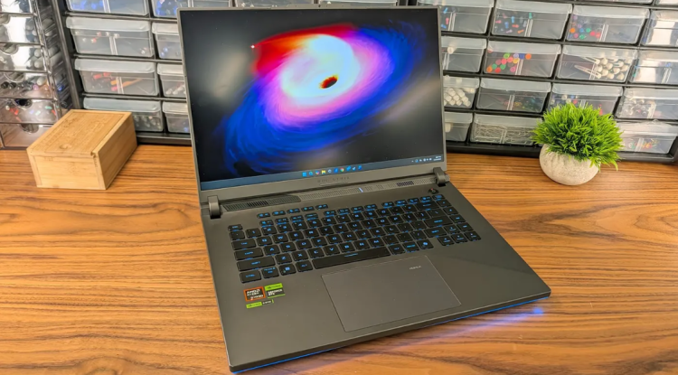 Asus ROG Strix G16 (2025) Review 1