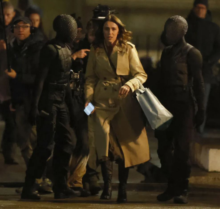 Lara Croftin alkuperäinen ääninäyttelijä tähdittää Tomb Raider -televisiosarjaa 1.