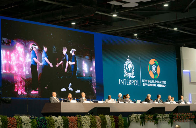 Interpol raportoi metaversumien tulevista vaaroista. Kuva 1